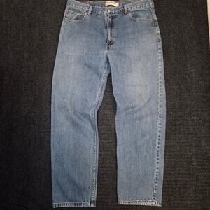 Levi's relaxed 550 40x34 Medium Wash Good Condition Men's Jeans